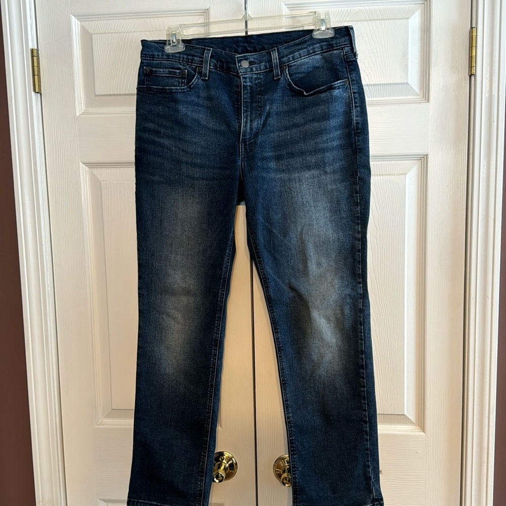 Levi 541 athletic fit jeans